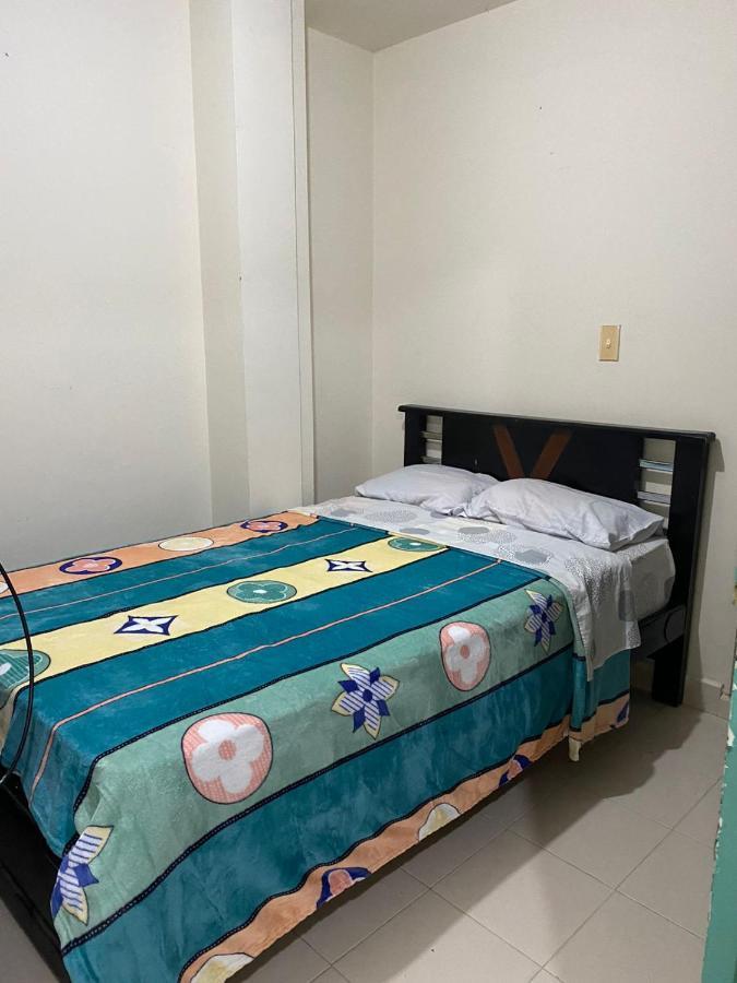 Casa Hotel Los Embalses Guatapé Kültér fotó