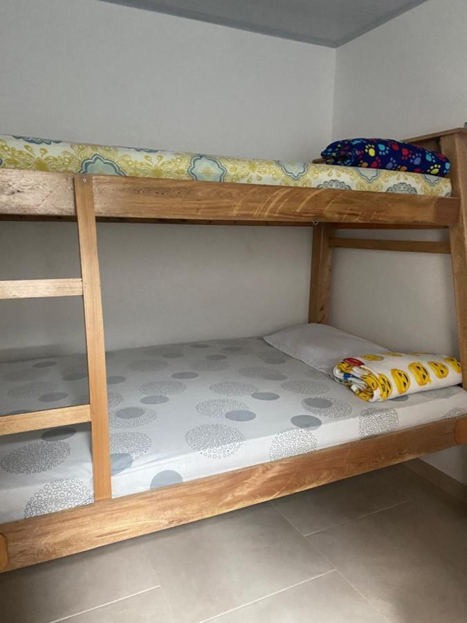 Casa Hotel Los Embalses Guatapé Kültér fotó