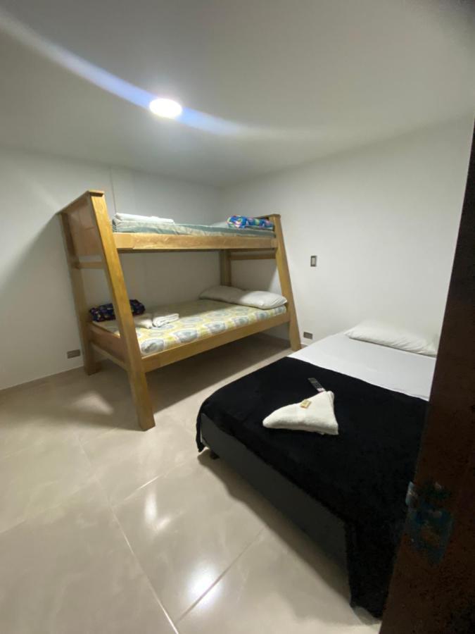 Casa Hotel Los Embalses Guatapé Kültér fotó